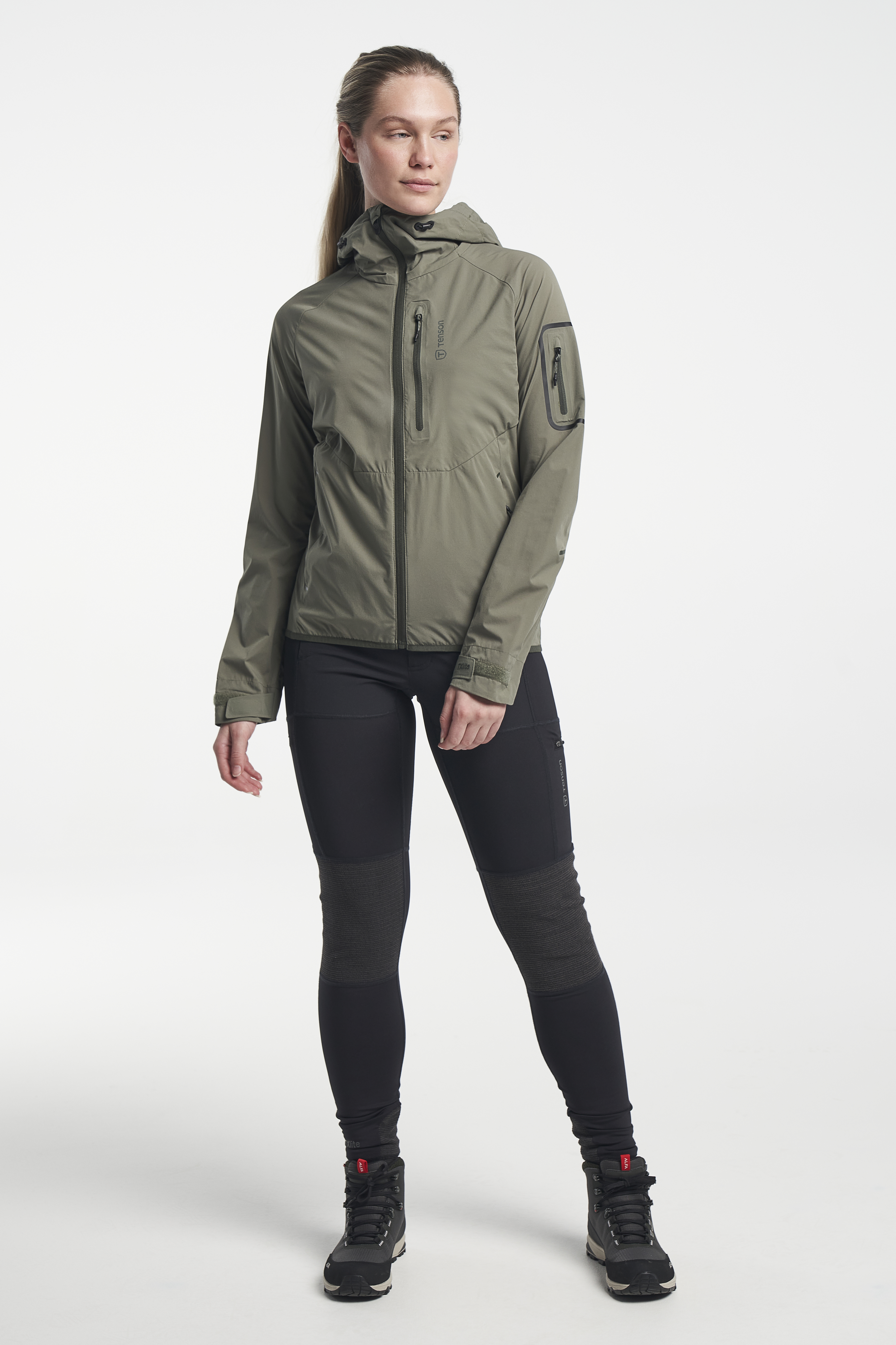 Amazon.com: Water Resistant Rain Jacket Women Solid Color Rain Coat Trendy  Lightweight Sport Windproof Elastic Cuffs Long Sleeve : Clothing, Shoes &  Jewelry