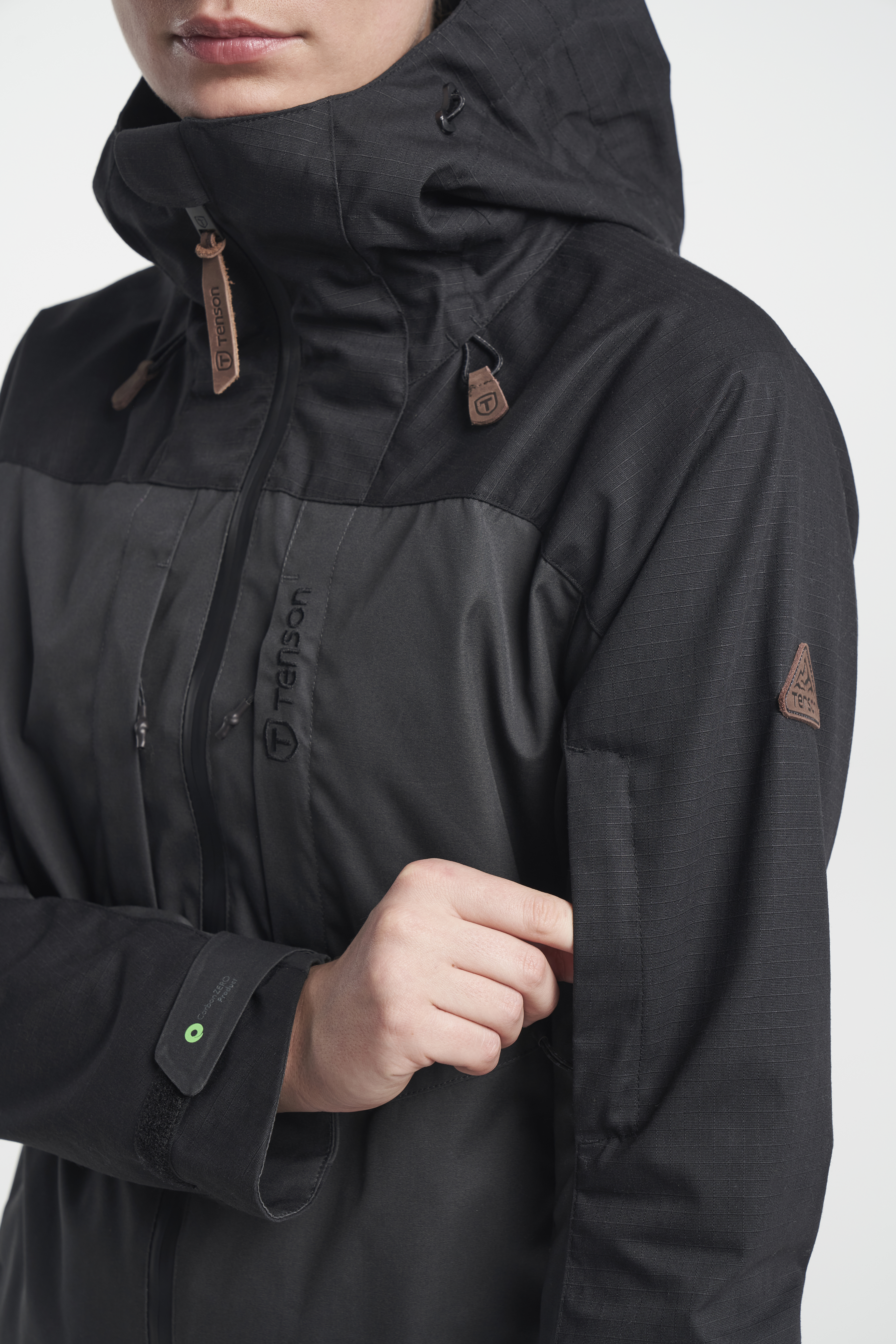 Jackets for himalayan trekking best sale