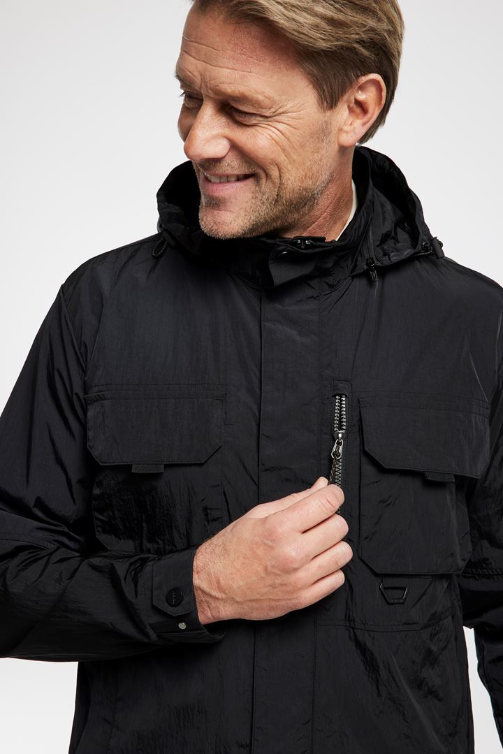 Jeffers Jacket - Vindtät jacka med avtagbar huva - Black