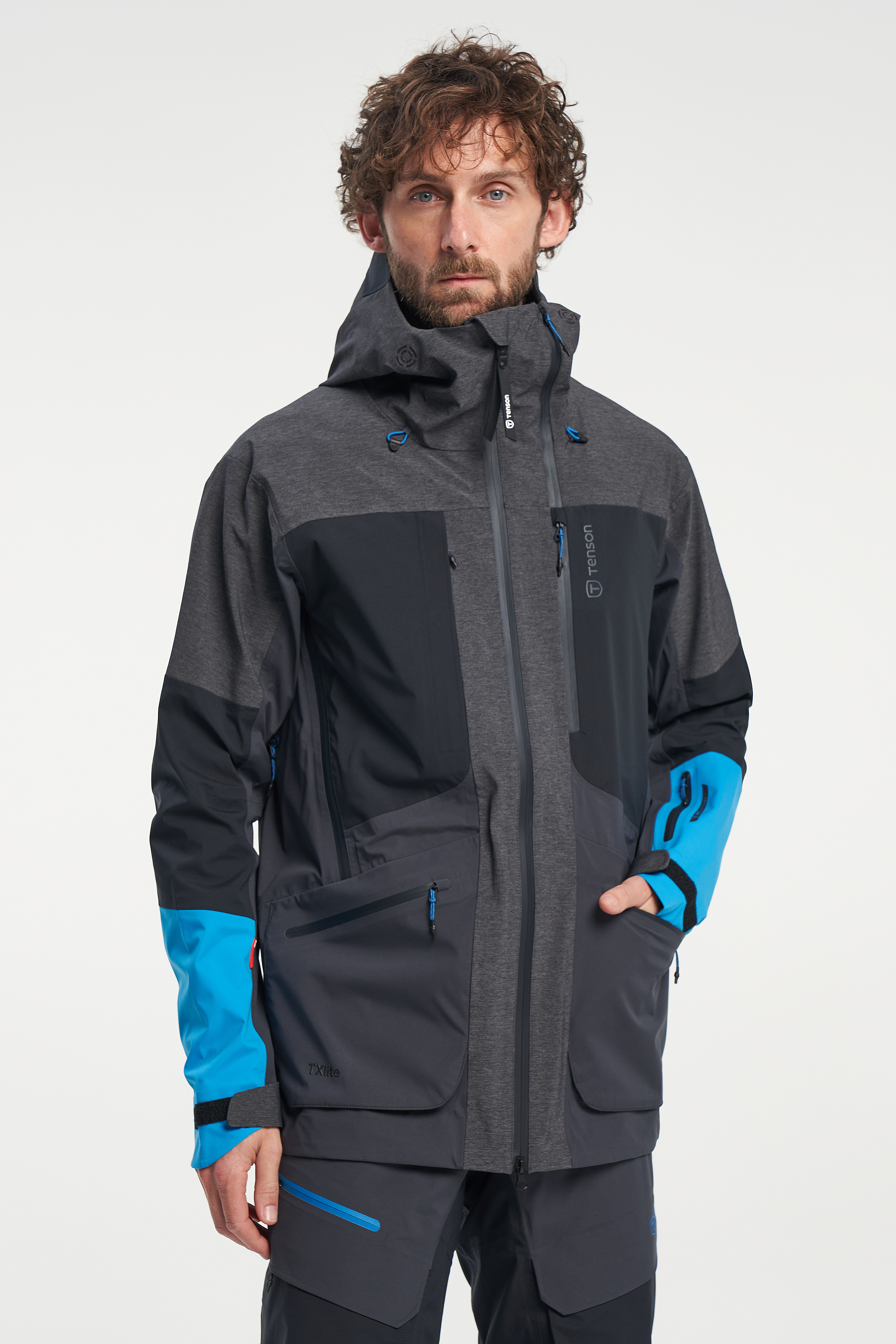 Windbreaker shell clearance