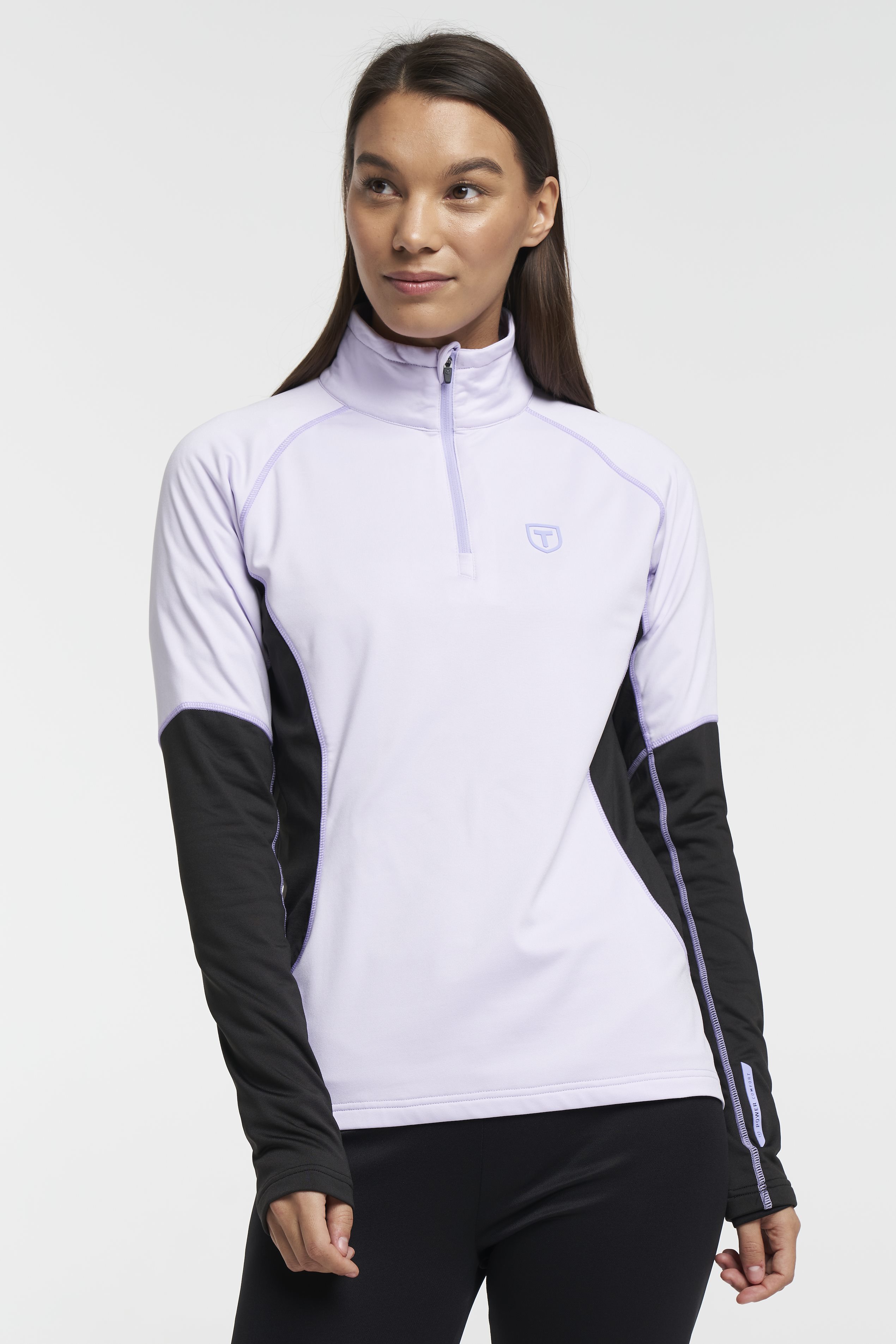 Half zip base outlet layer