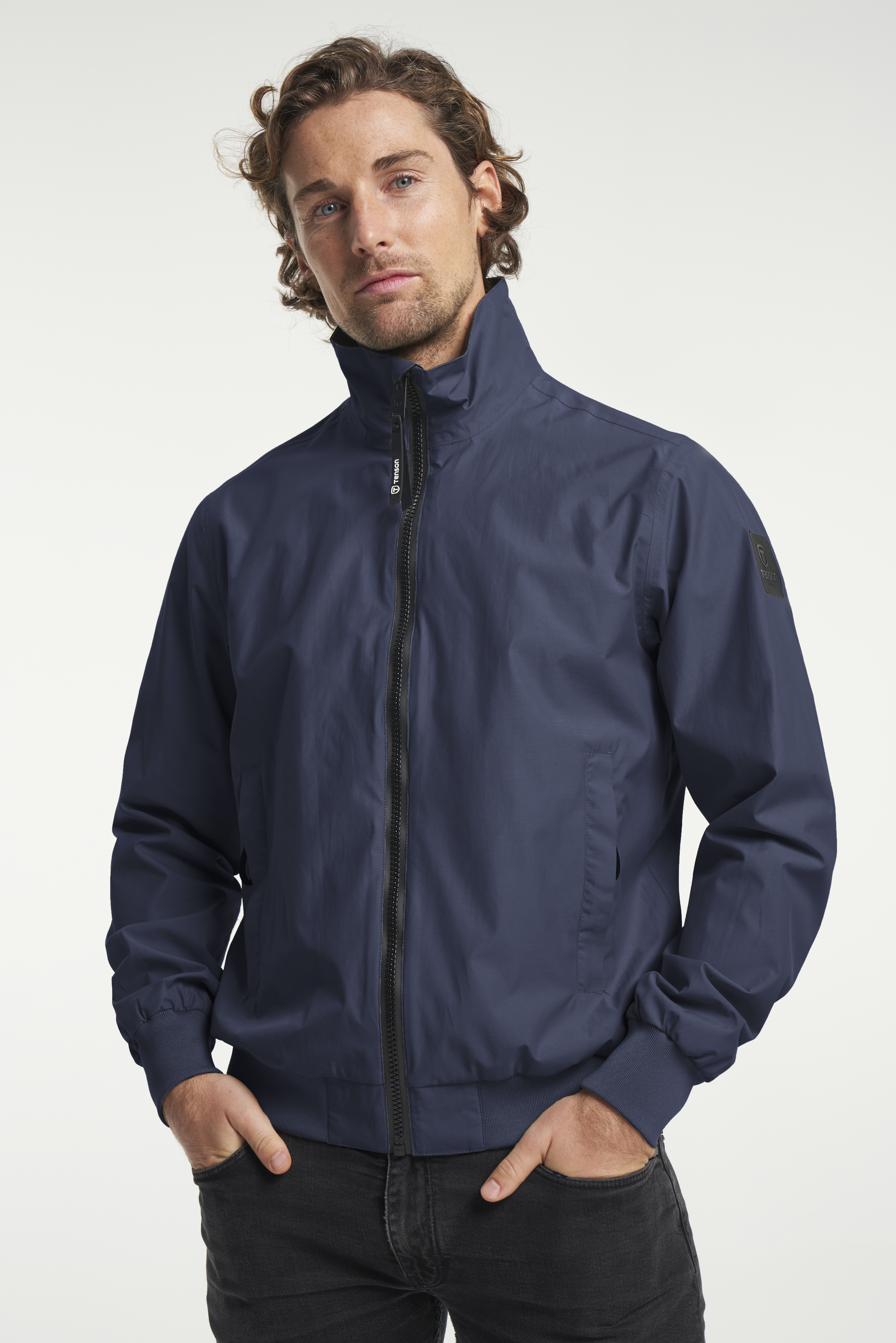 Barbour international deals runnel lightweight jacket