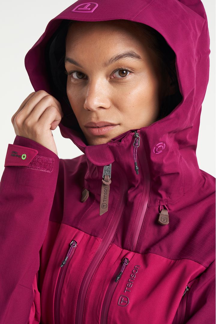 Himalaya Shell Jacket - Waterproof women's shell jacket - Dark Fuchsia